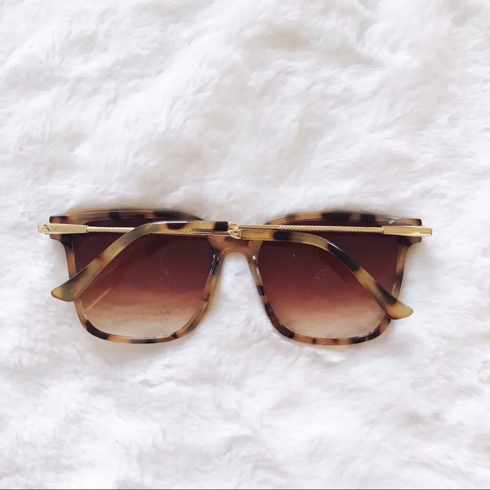 Kai Tortoise Brown Square Sleek Sunglasses